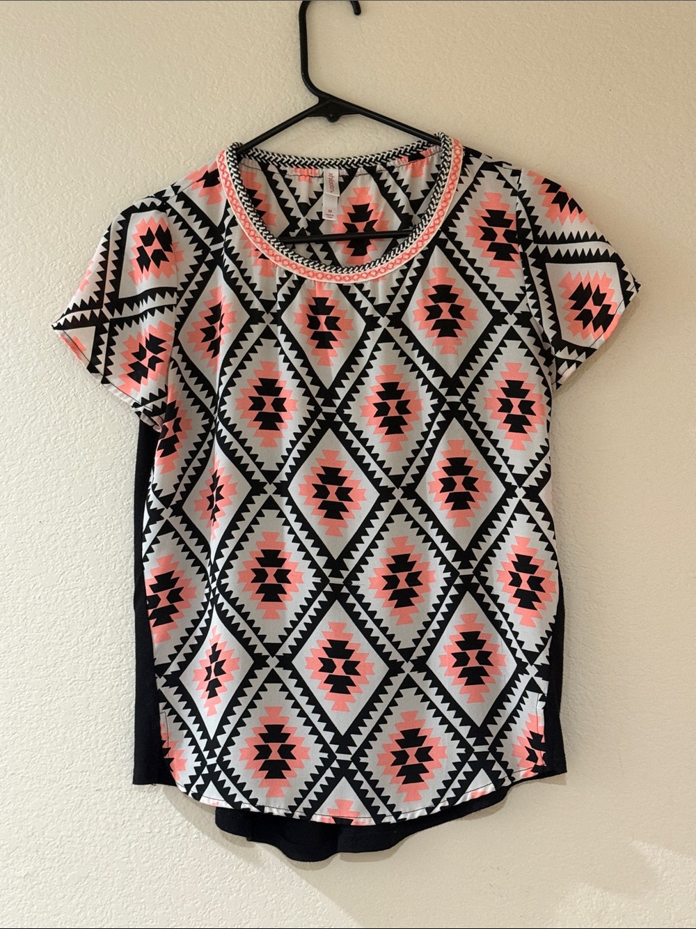 Xhilaration Short Sleeve Aztec Print Tee in Pink, Black, and White